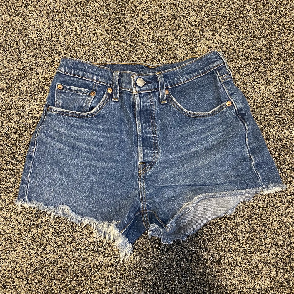 Levi 501 Jean shorts